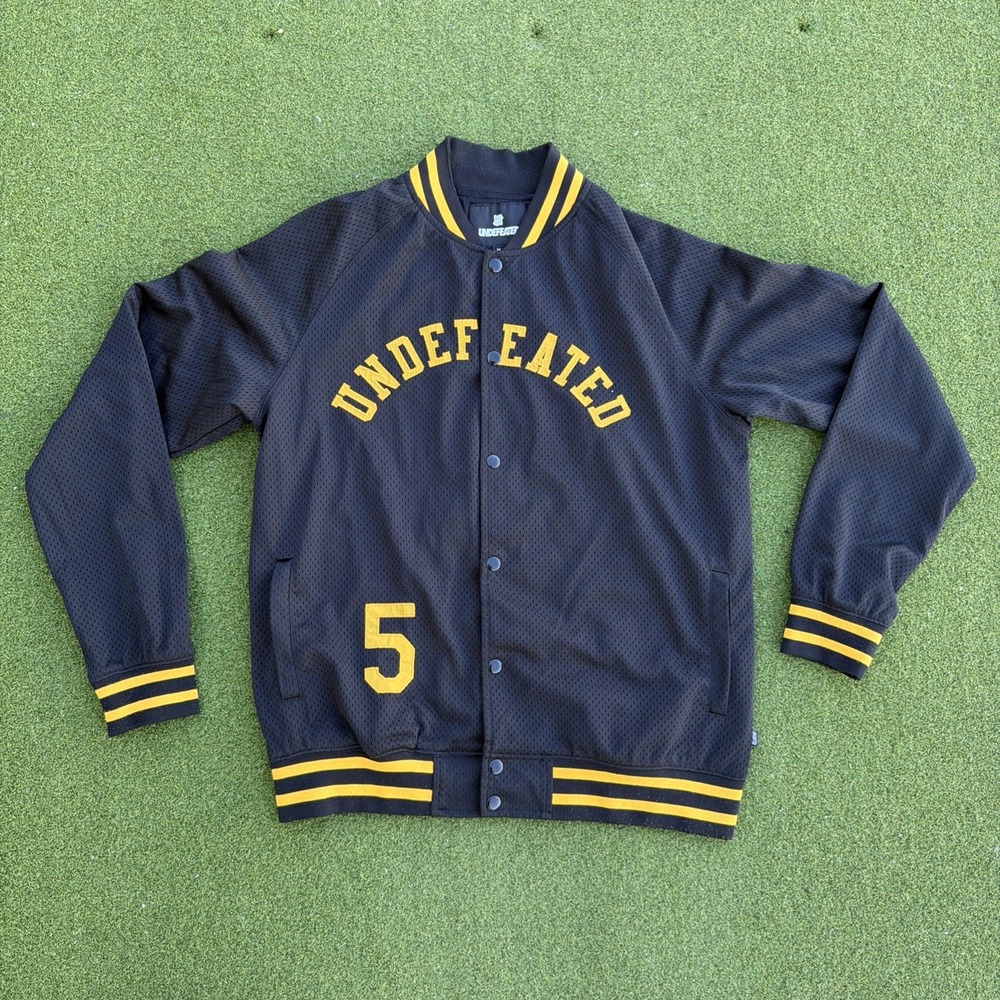 Undefeated Snap Up Varsity Basketball Jacket Black Sz Medium #5 Spellout